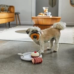 Frisco Brunch Pastry Plate Plush Squeaky Dog Toy -Cat Dog Supply Store 297262 PT3. AC SS1800 V1642087931